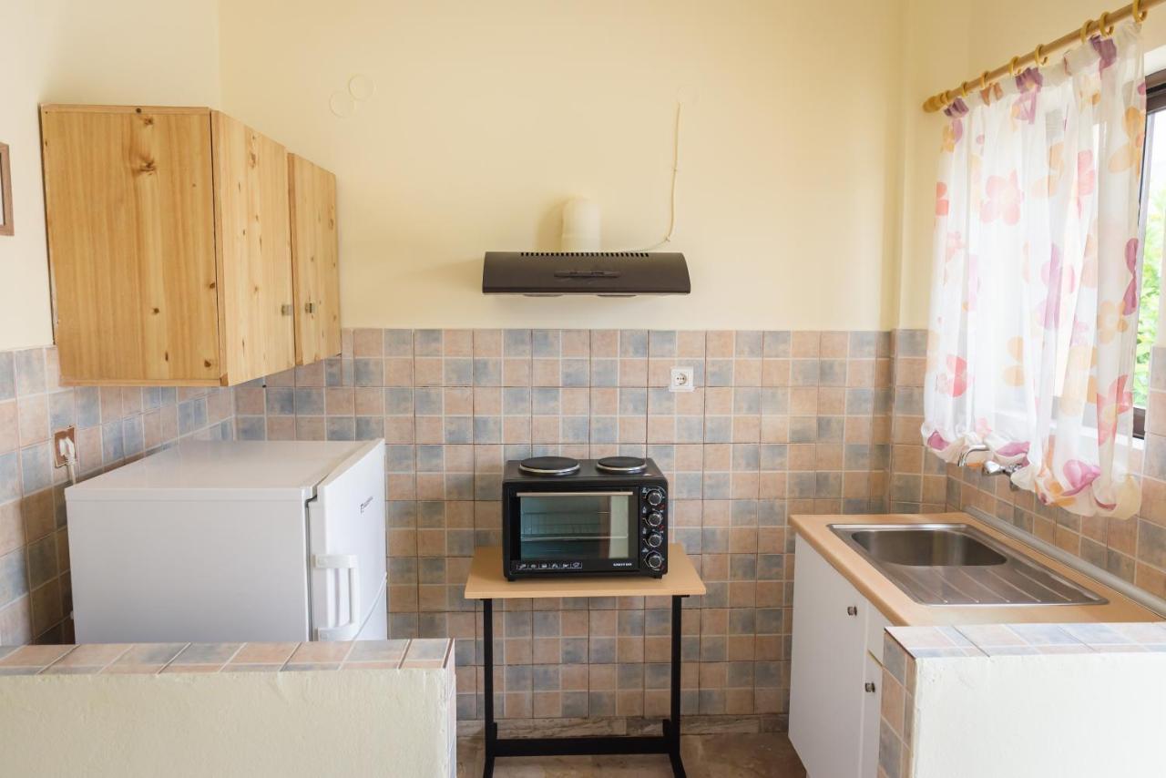 Vathí Aristotelis Apartments מראה חיצוני תמונה