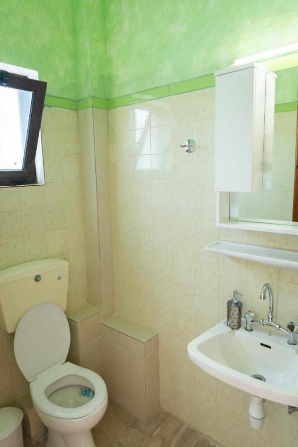 Vathí Aristotelis Apartments מראה חיצוני תמונה